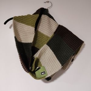 REI color block scarf